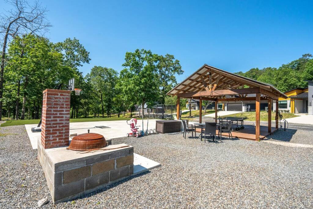 Modern Retreat 10 Min-Oaklawn Bbq Grill Pavillion Kids Playground Villa Hot Springs Luaran gambar